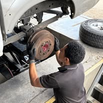 Servicio de frenos en Zona Automotriz Santa Cruz